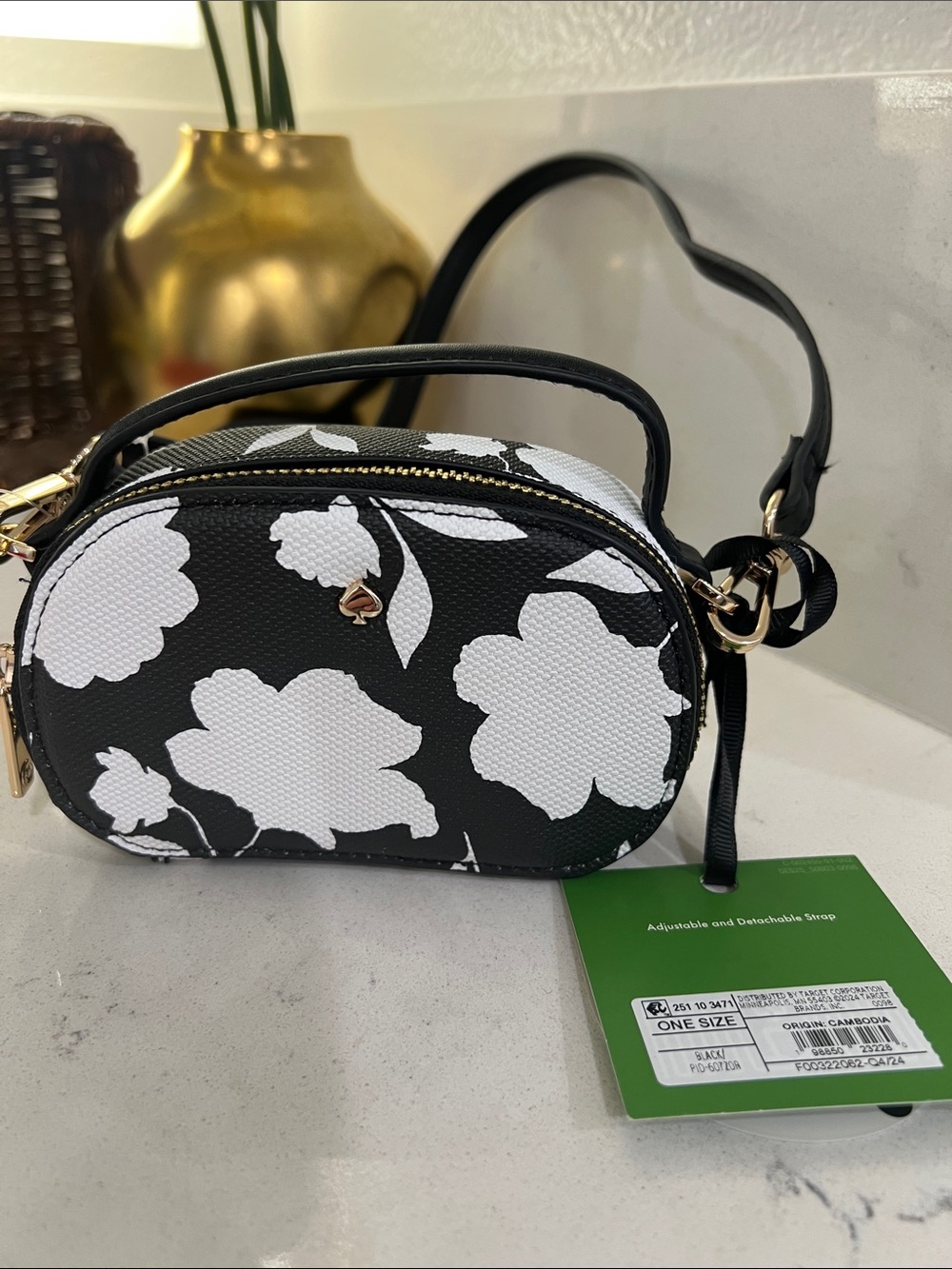 kate spade Black and White Floral Mini Crossbody. NWT